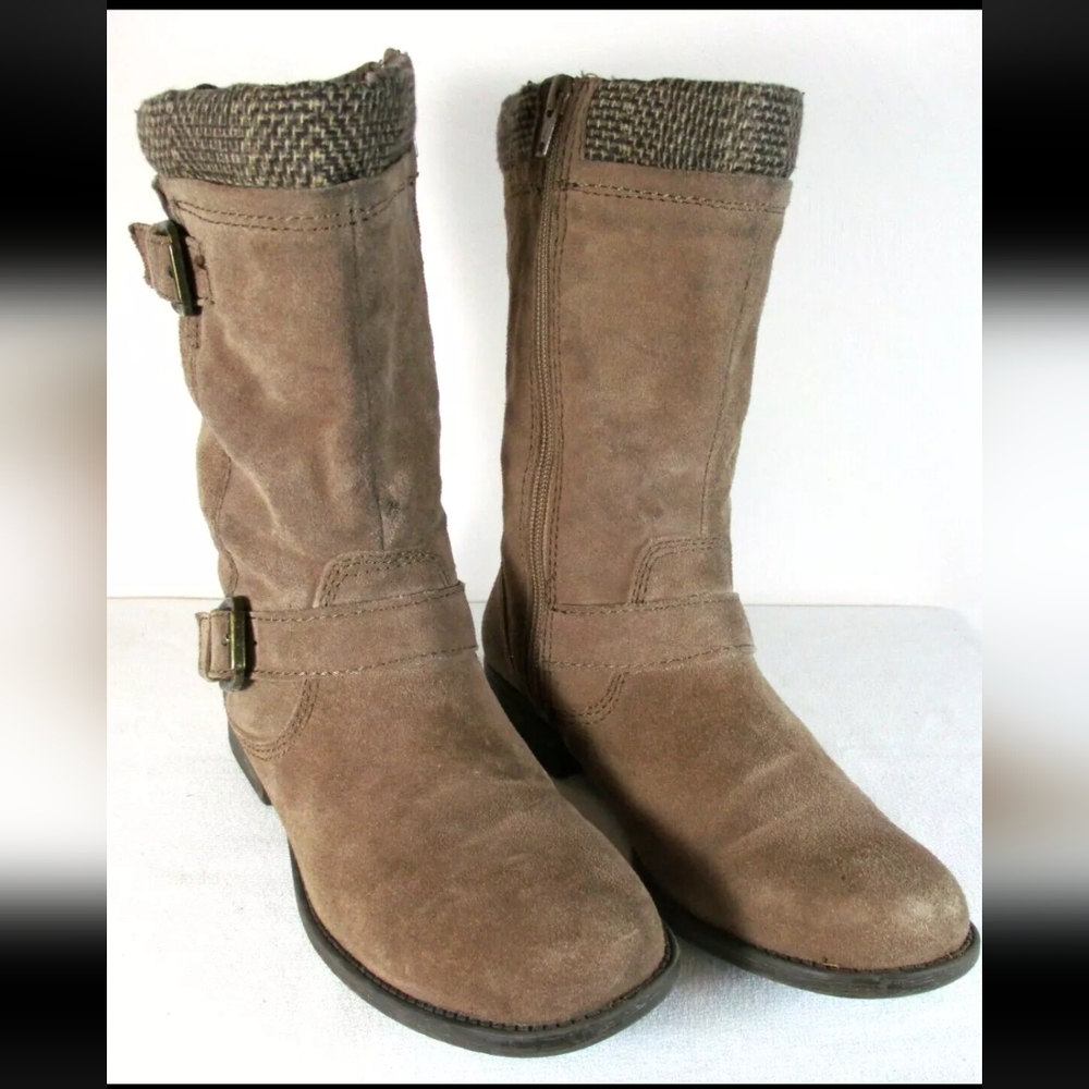 G.H. Bass & Co Petro Women's Beige Brown Suede Winter Boots Leg Buckle US 7